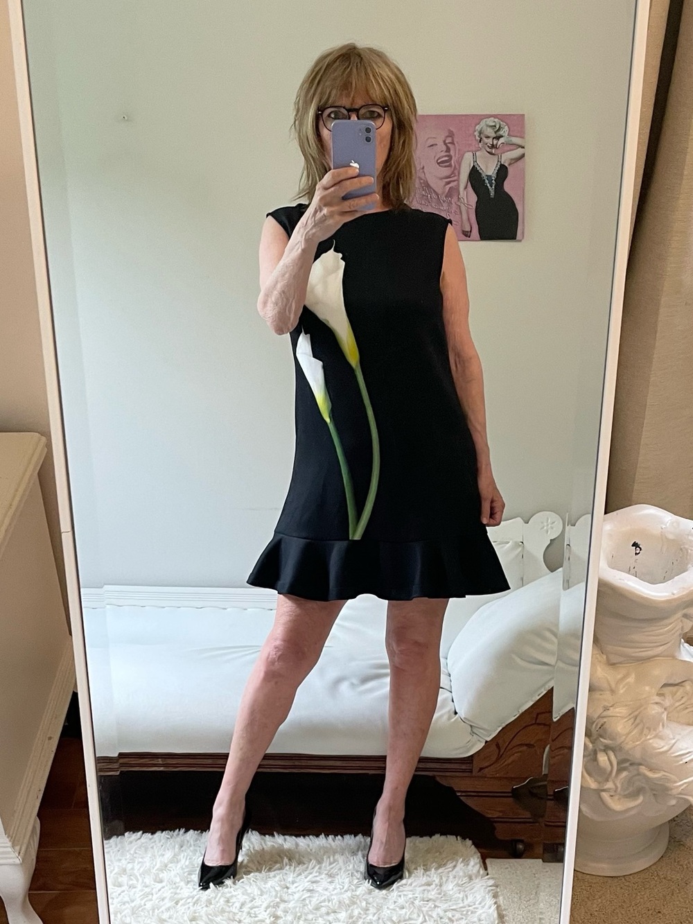 VICTORIA BECKHAM SLEEVELESS BLACK A LINE DRESS RUFFLE HEM WHITE CALLA LILIES